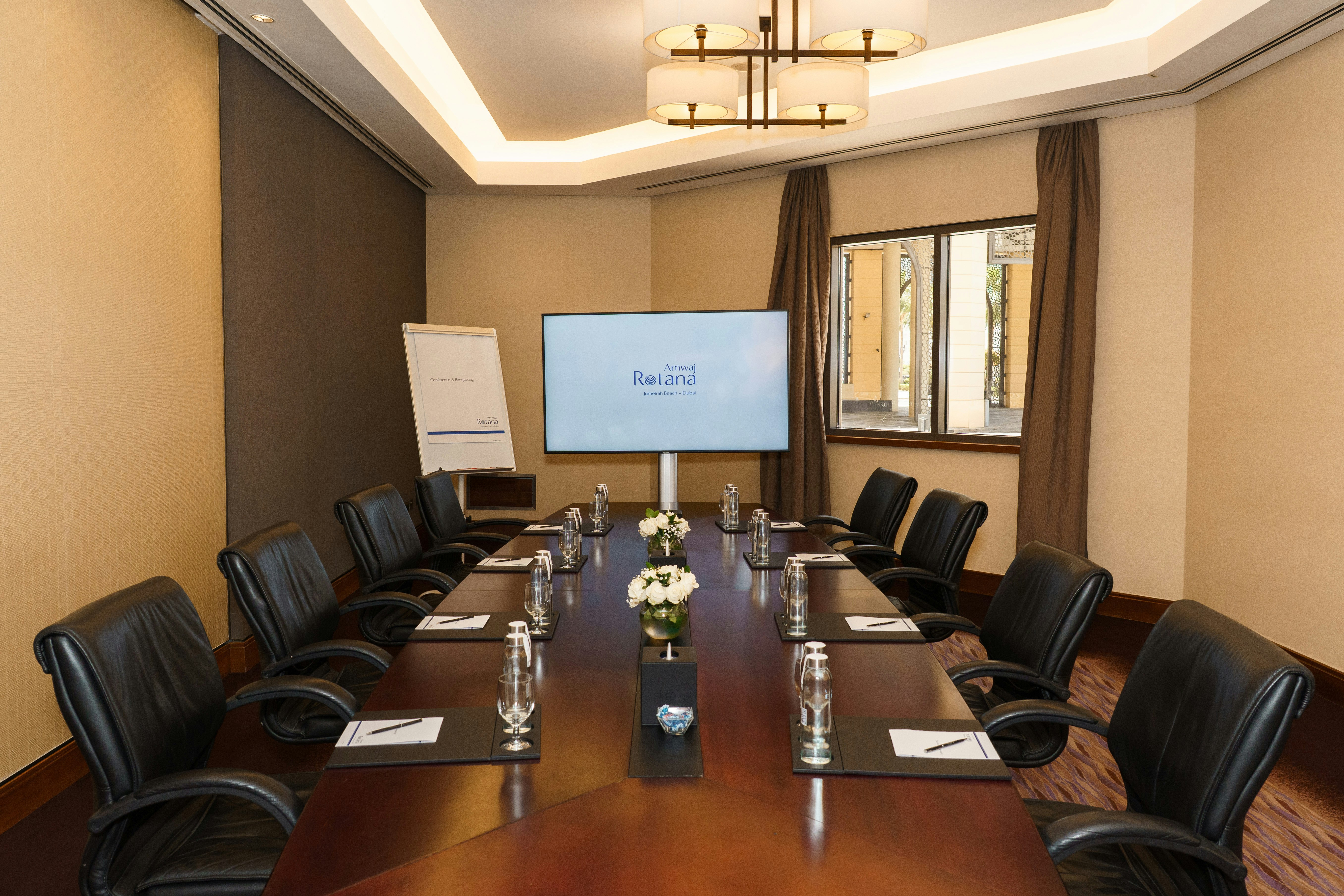 Amwaj Rotana Jumeirah Beach 40/50