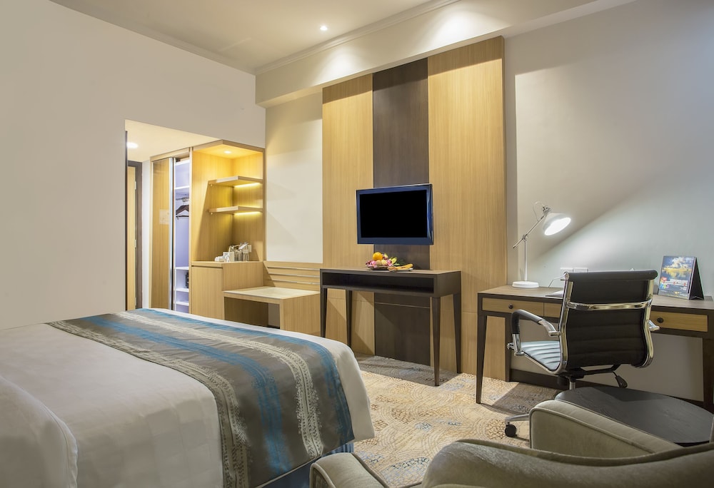 Deluxe, Double Bed