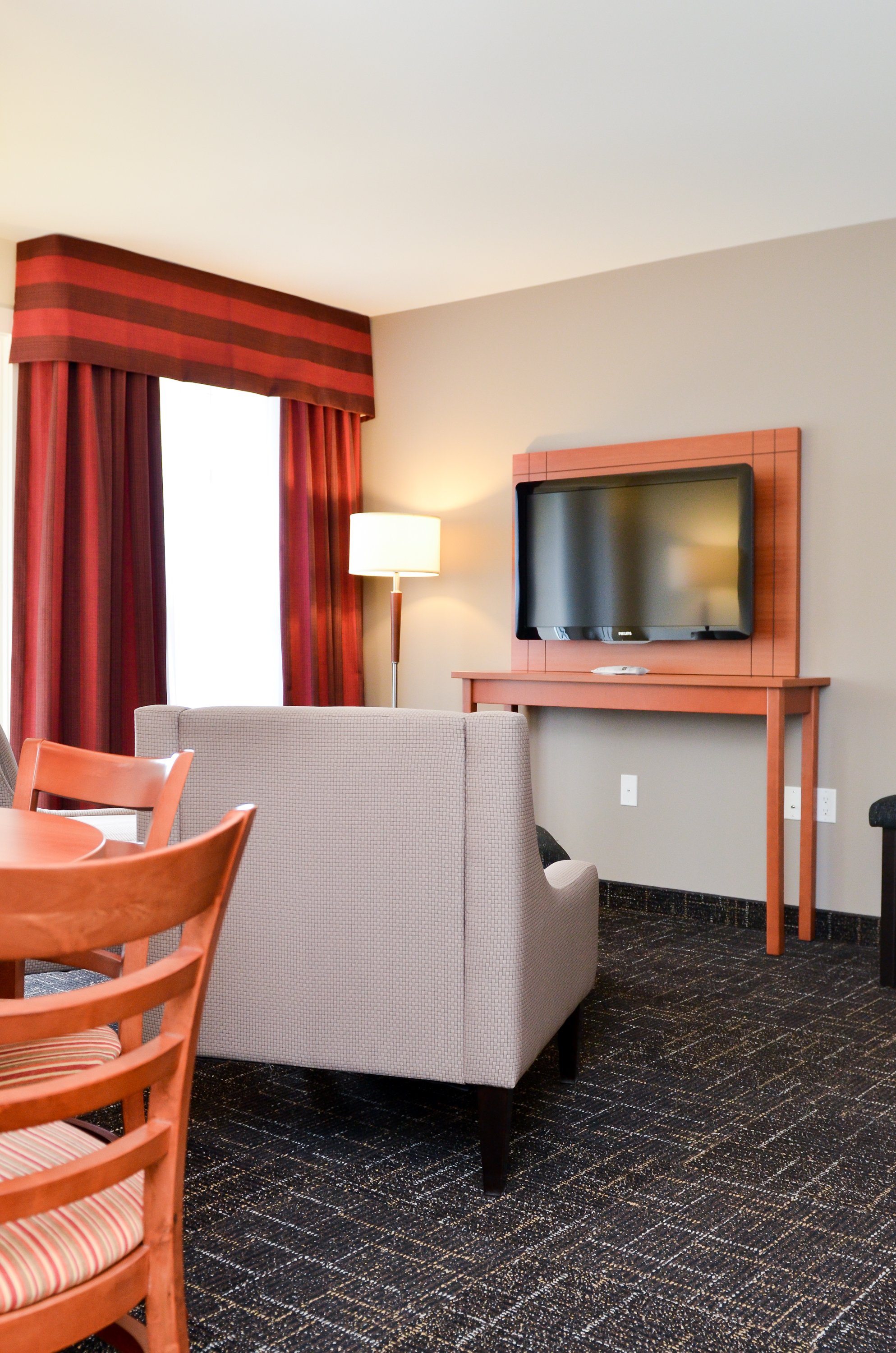 Best Western Thompson Hotel Suites 35/43