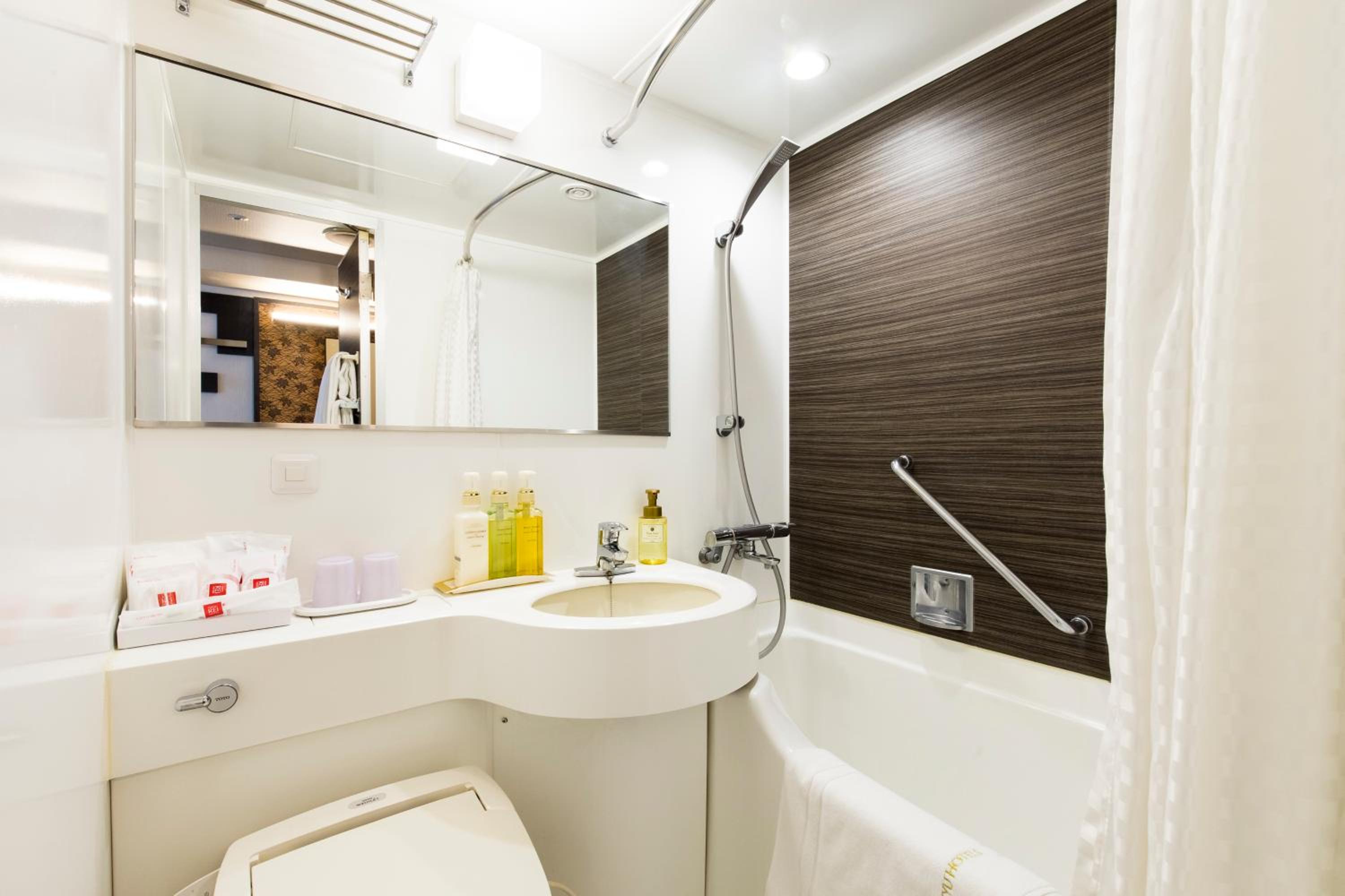 Adjoining, 2 Rooms, Standard, Double Bed