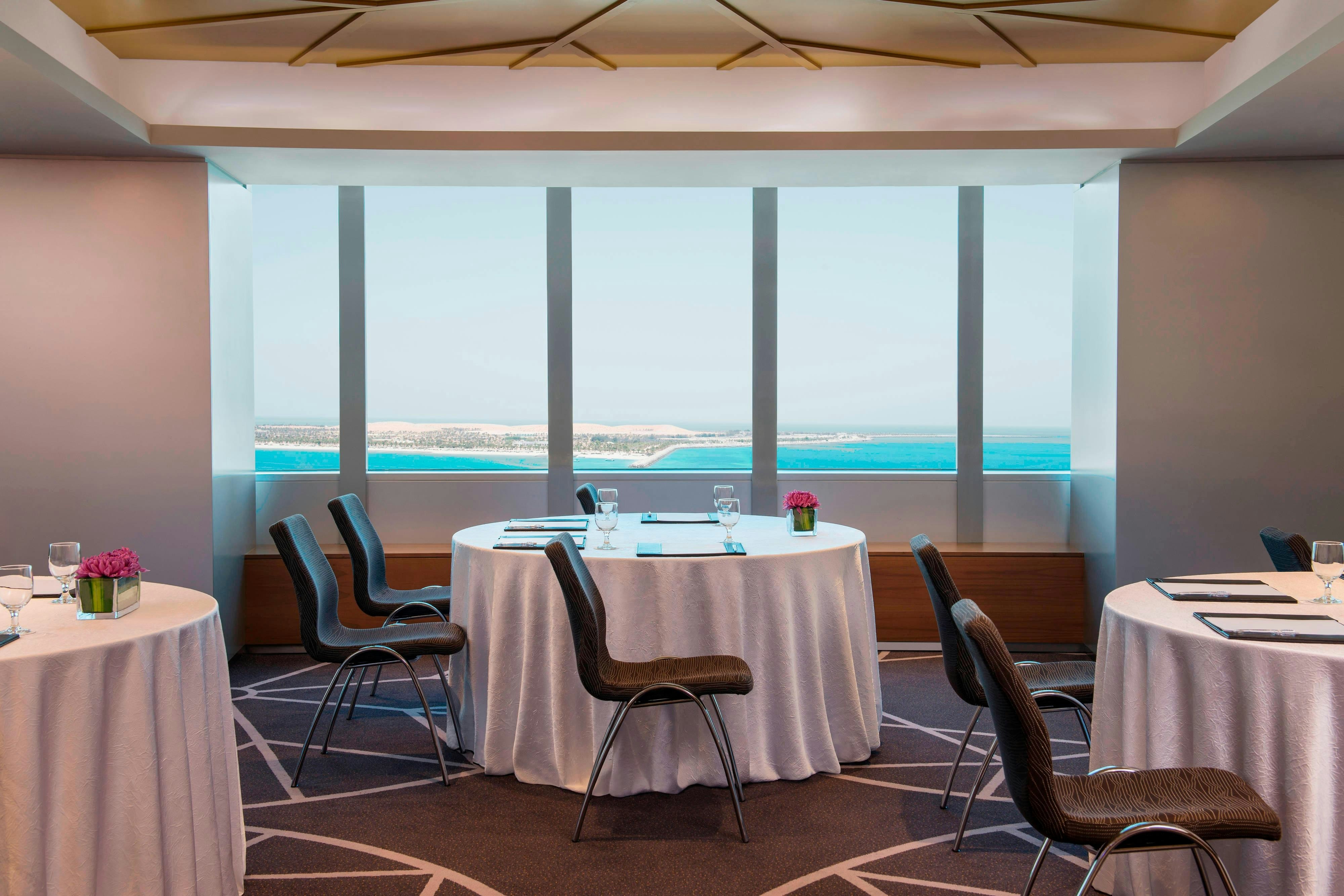 Le Royal Meridien Abu Dhabi 41/50