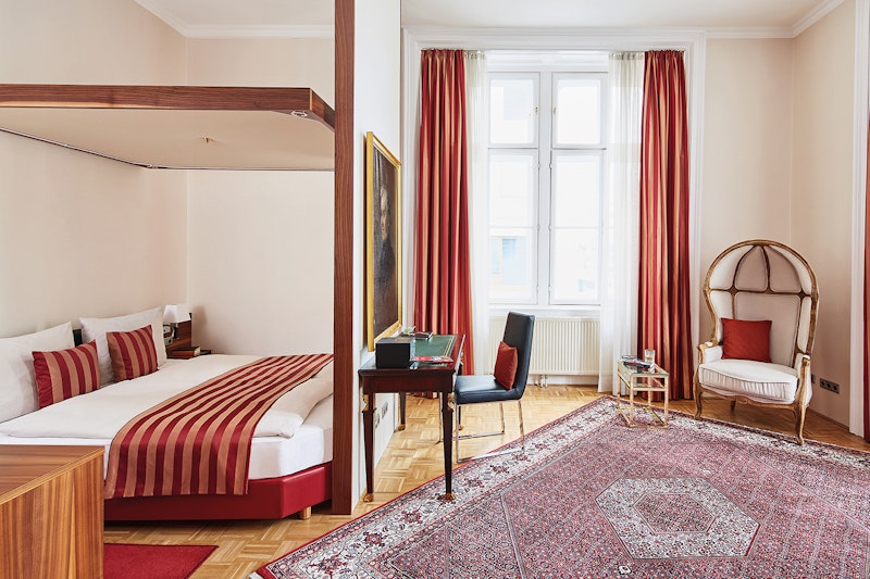 Living Hotel An Der Oper By Derag 1/2