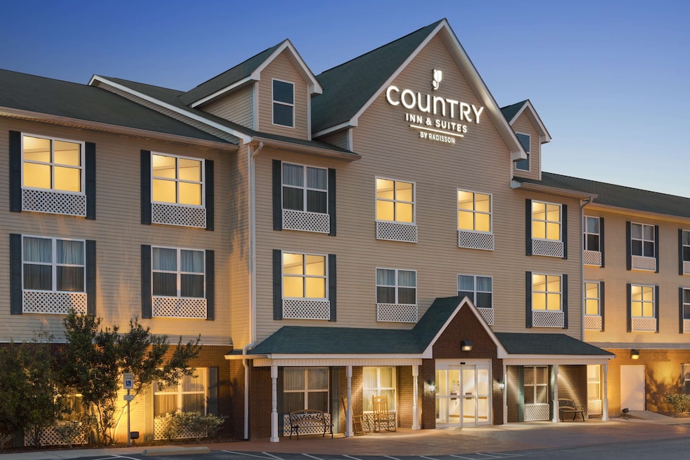 Comfort Inn & Suites Dothan Northside Plaza 1/24