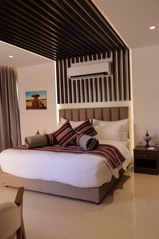 Valley Resort 11/48