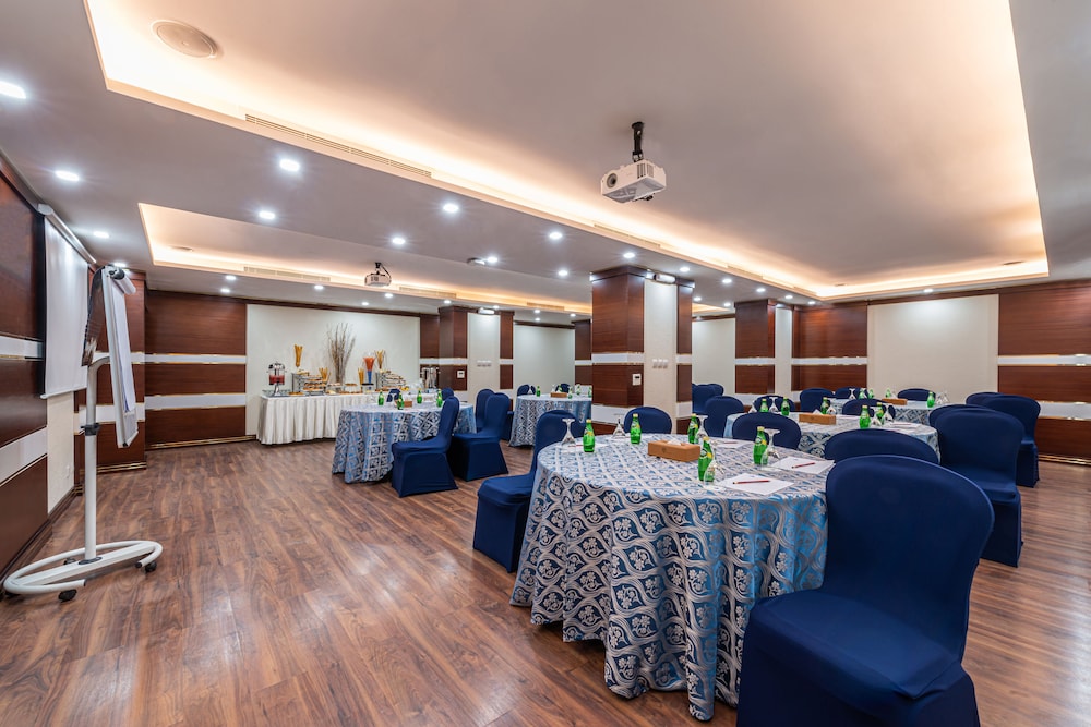 فندق بلو دايموند(Blue Diamond hotel) 24/36