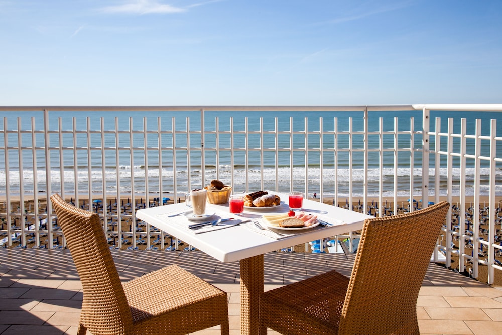 REGENTS HOTEL JESOLO 18/29