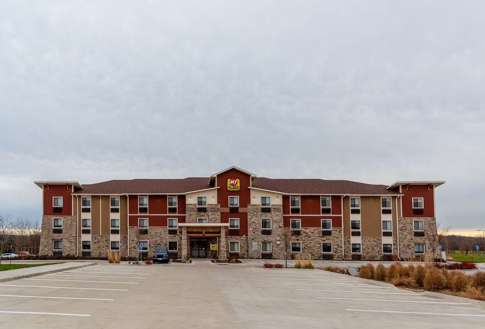My Place Hotel-Overland Park, KS 6/40