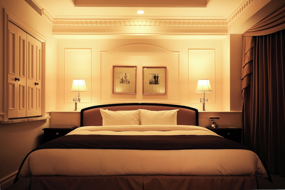 LUXURY, DOUBLE BED