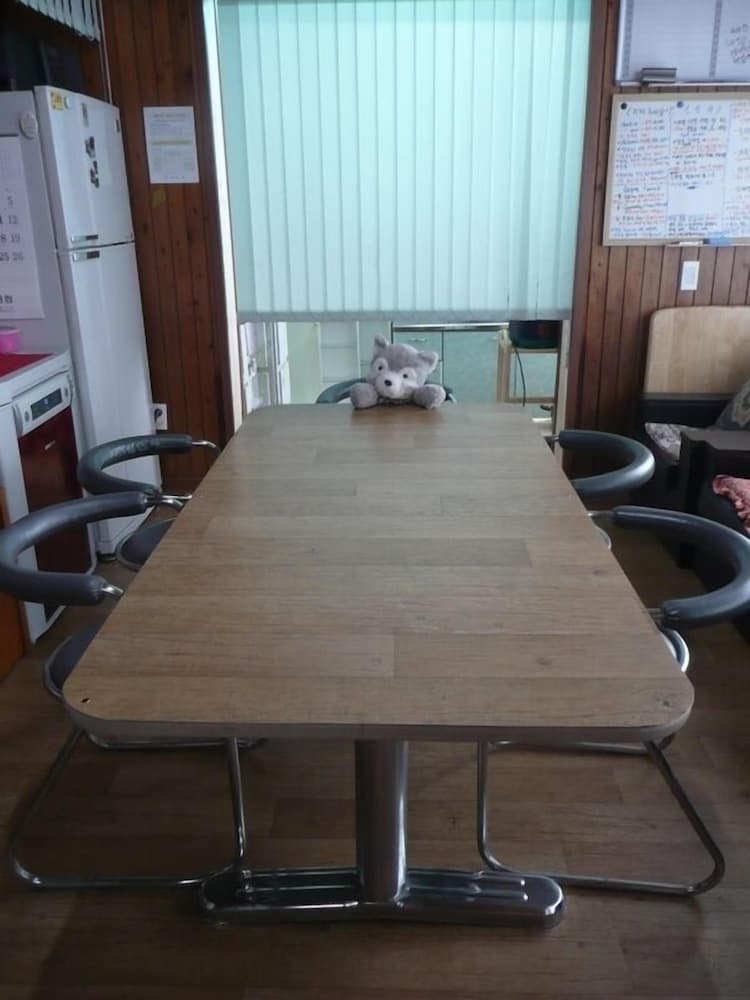 Springflower Guesthouse - Hostel 33/39
