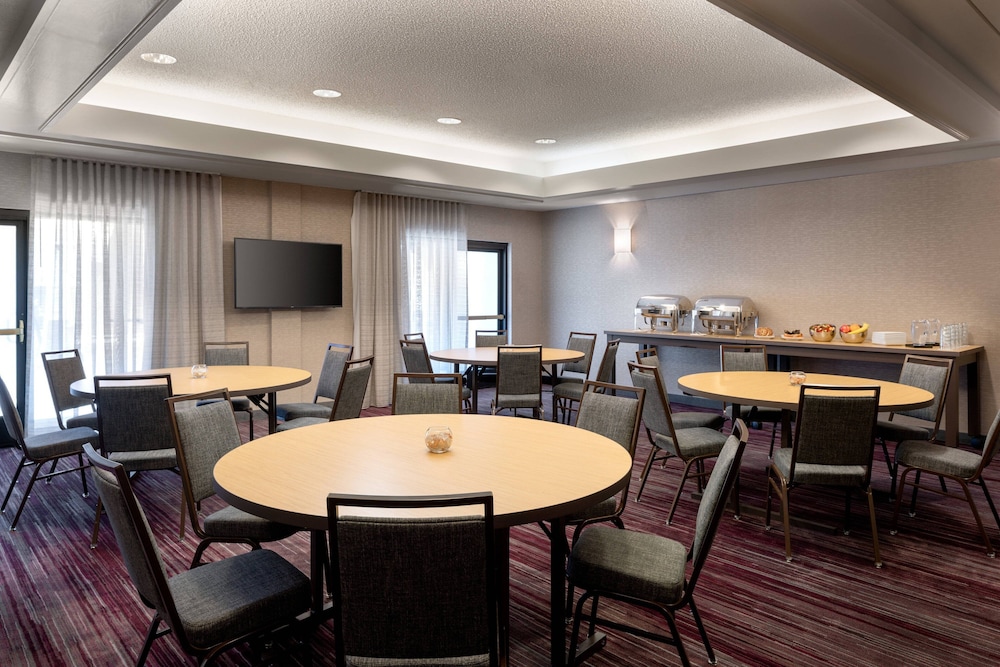 Courtyard By Marriott Novato Marin Sonoma 44/58