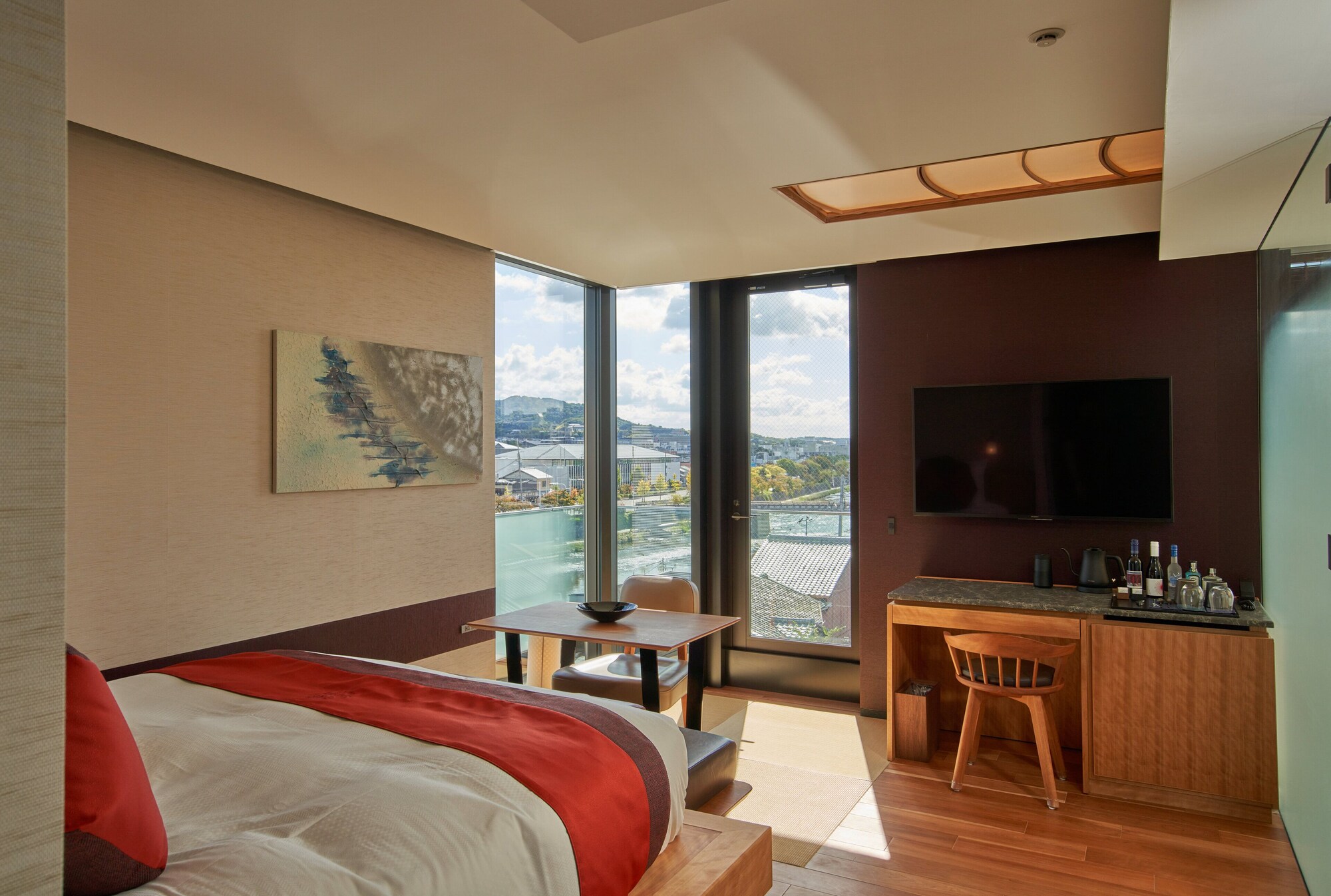 River, Superior, Queen Bed، Genji Kyoto, a Member of Design Hotels 2/3