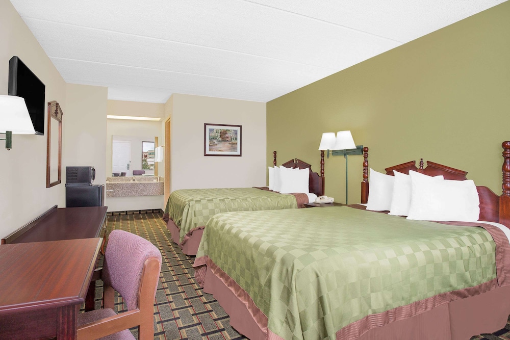 Days Inn by Wyndham Eufaula AL 7/9