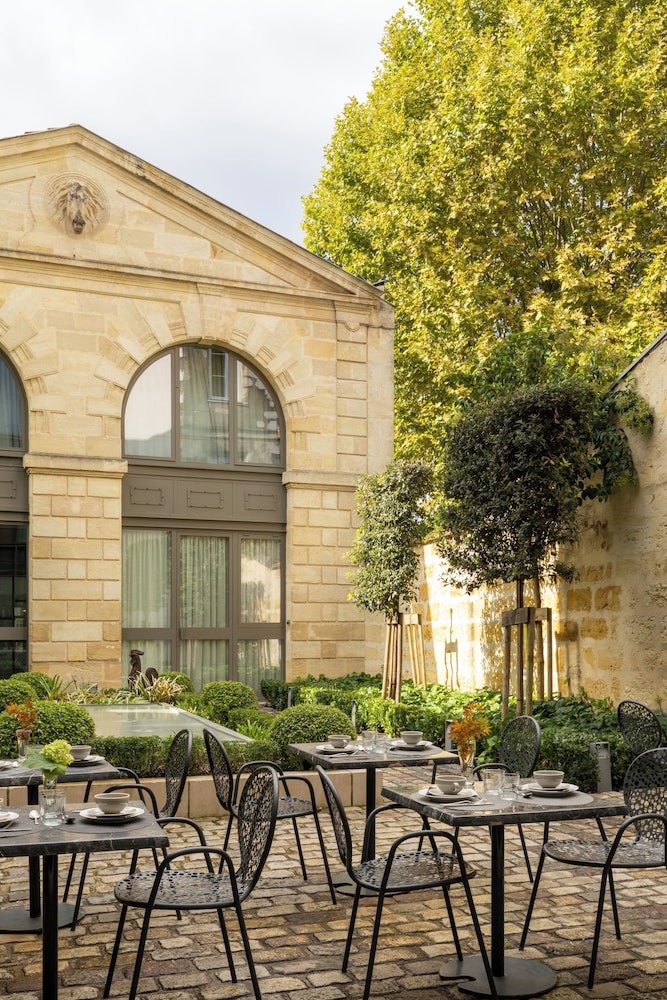 Hotel La Maison Bord'eaux 42/46