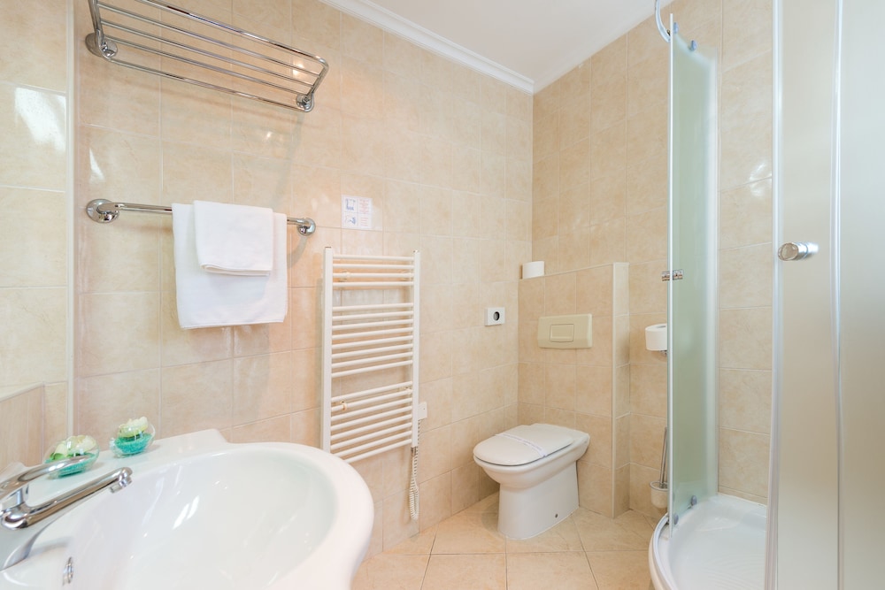 Hotel Vis 24/61