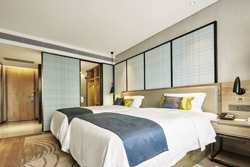 Echarm Hotel Qingyuan Stadium Branch 12/25