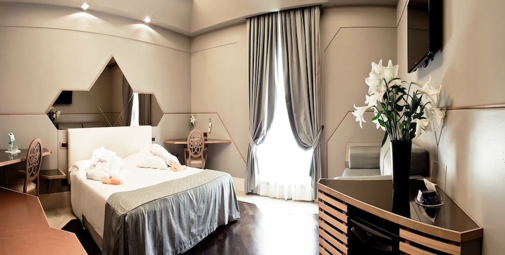 Isa Hotel 46/58