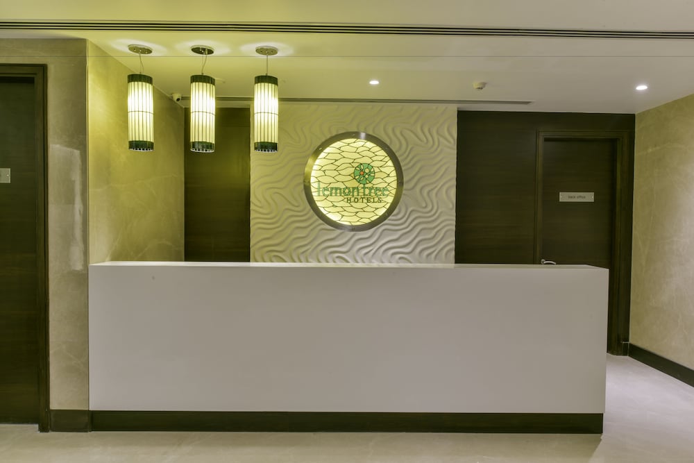 Lemon Tree Hotel Jammu 2/16