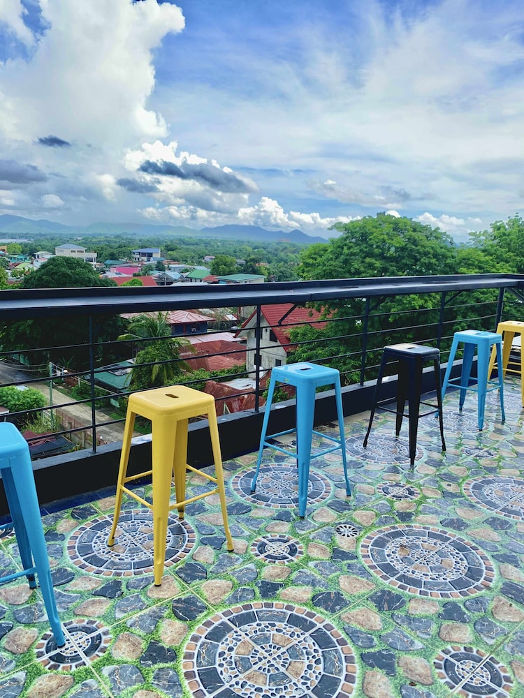 Grande Vista Hotel 53/61