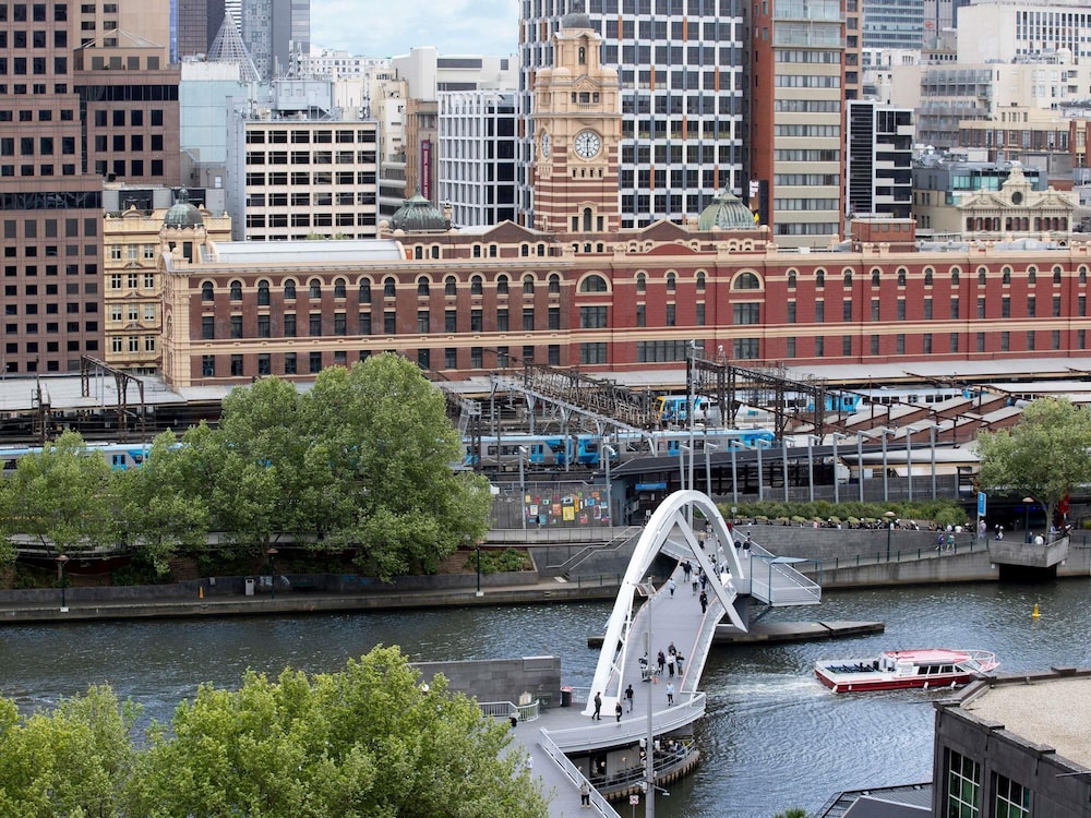 Mercure Melbourne Southbank 42/50