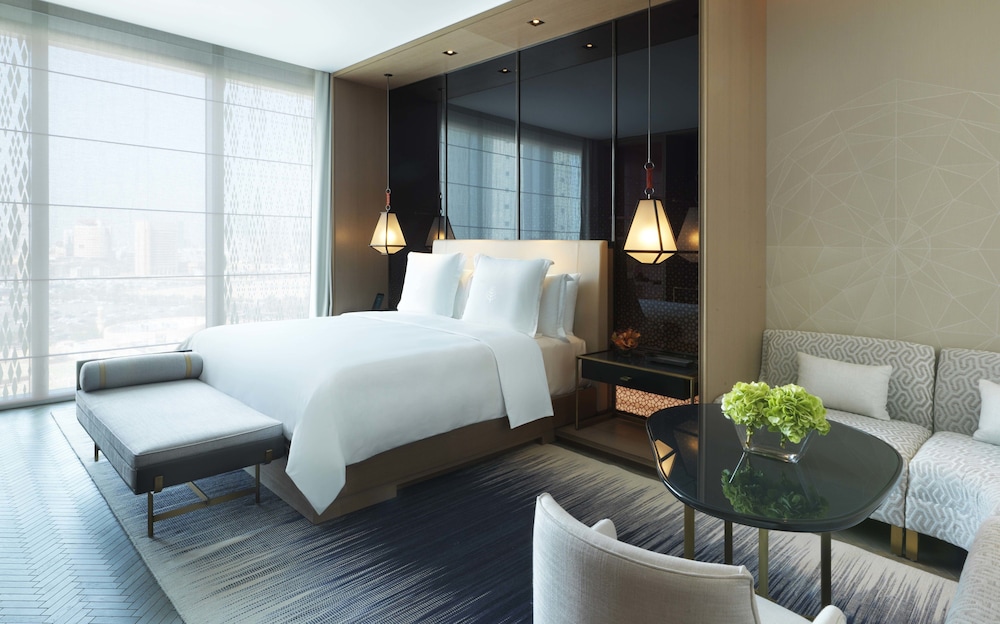 Four Seasons Hotel Kuwait at Burj Alshaya 12/78