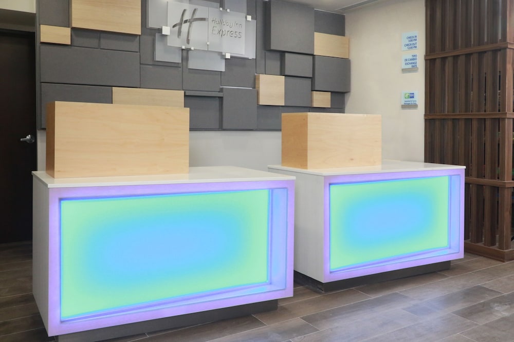 Holiday Inn Express And Suites Playa Del Carmen 写真2