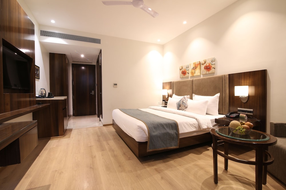 Kwality's Motel Shiraz 9/40