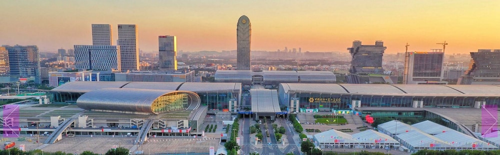Xingyi International Hotel Poly Store 3/70