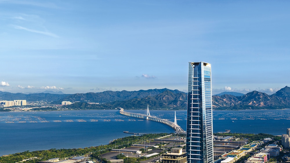 Raffles Shenzhen 40/45