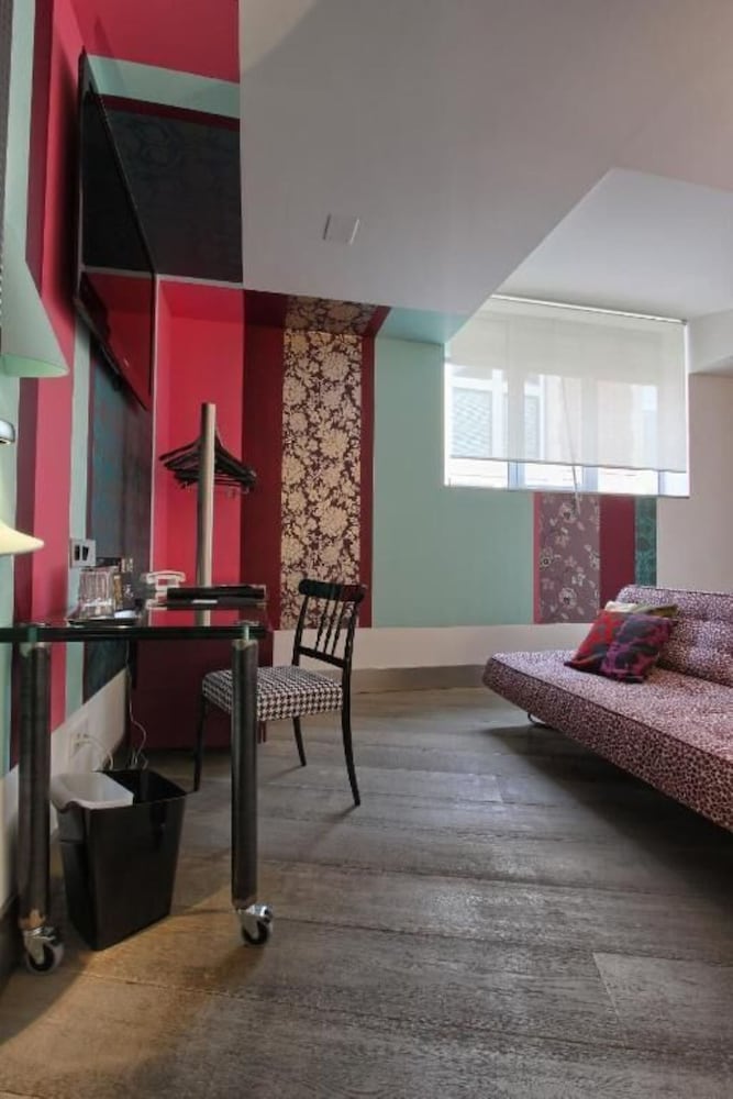 Hotel Le Dormeur Du Val 58/65