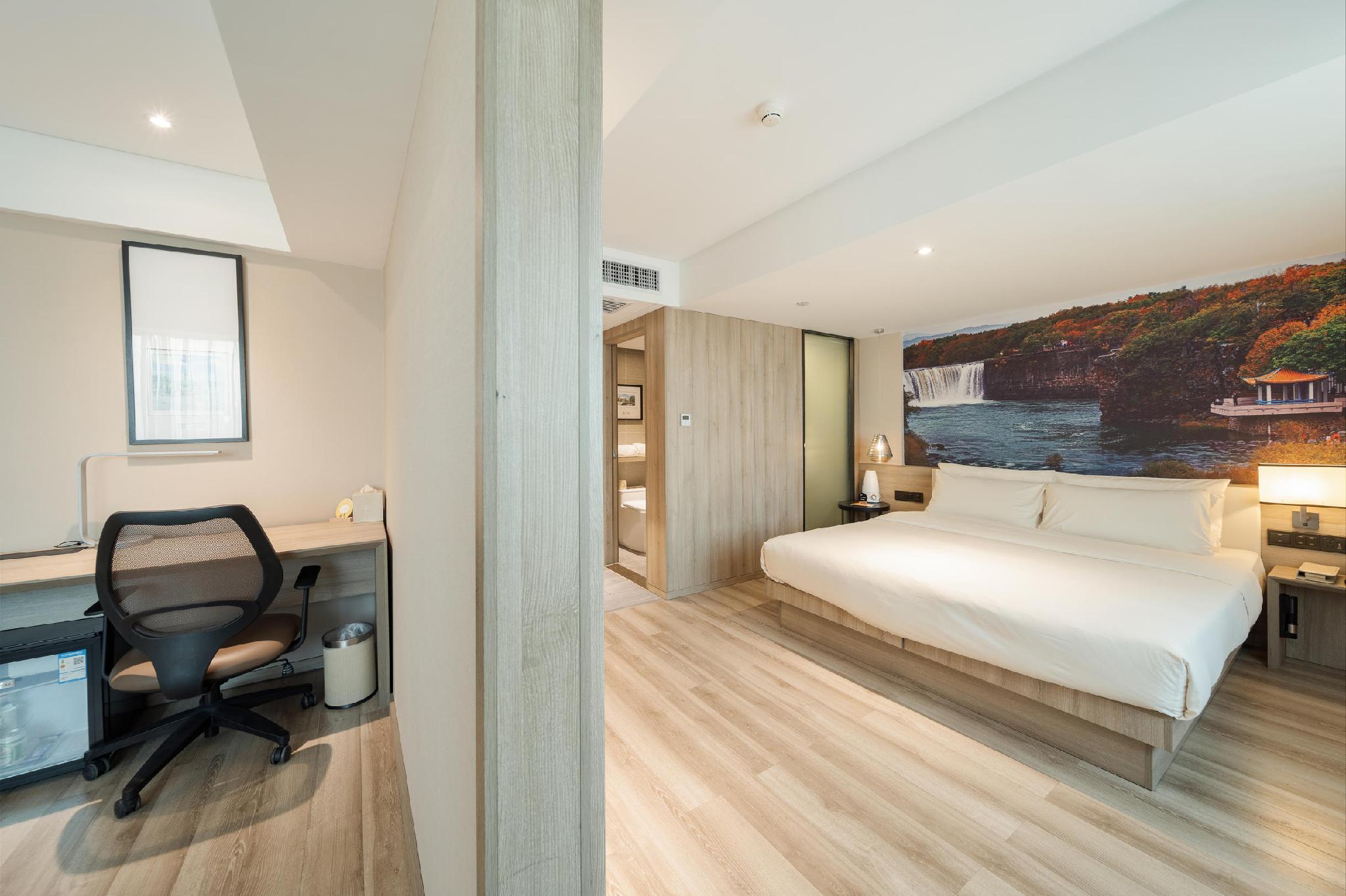 Loft, Jimu, Queen Bed