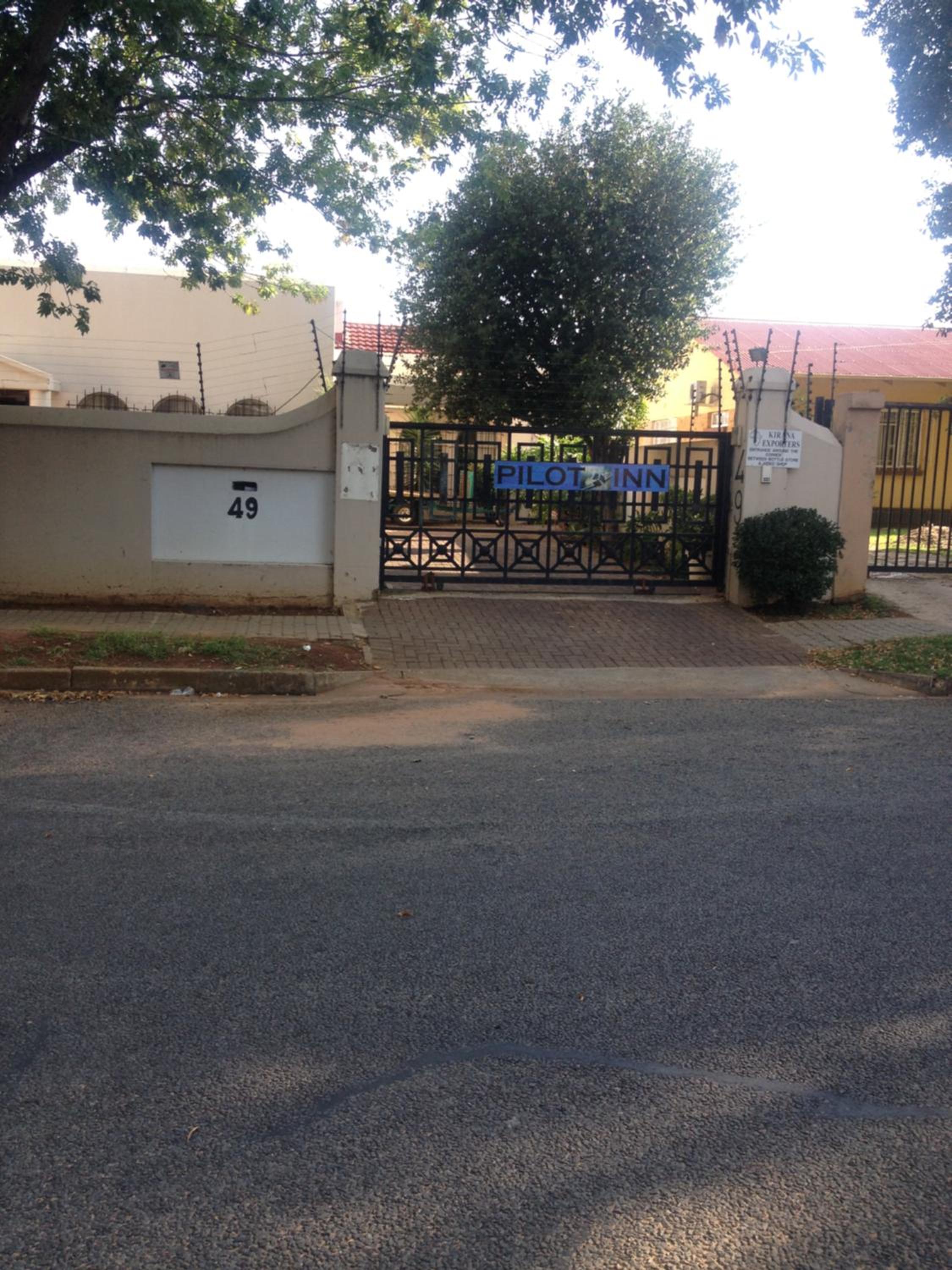 Pilot Inn Accommodation 16/26