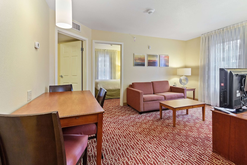 Extended Stay America Suites Newport News Yorktown 39/53