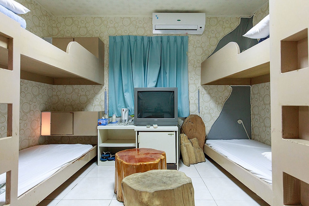 Dajenshan Hotel 54/63