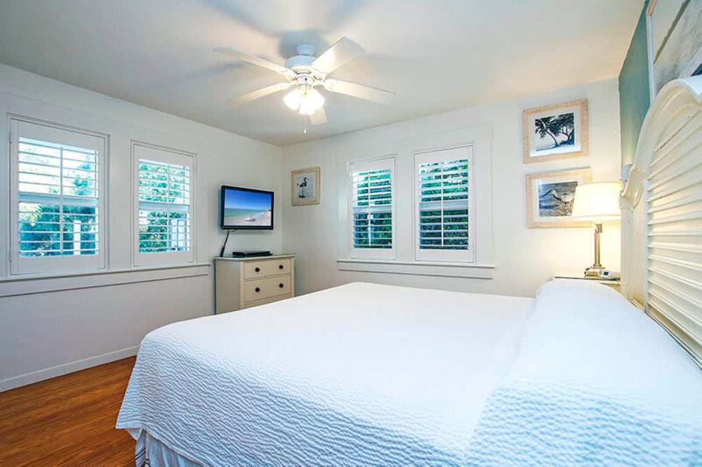 Island Inn 25/43