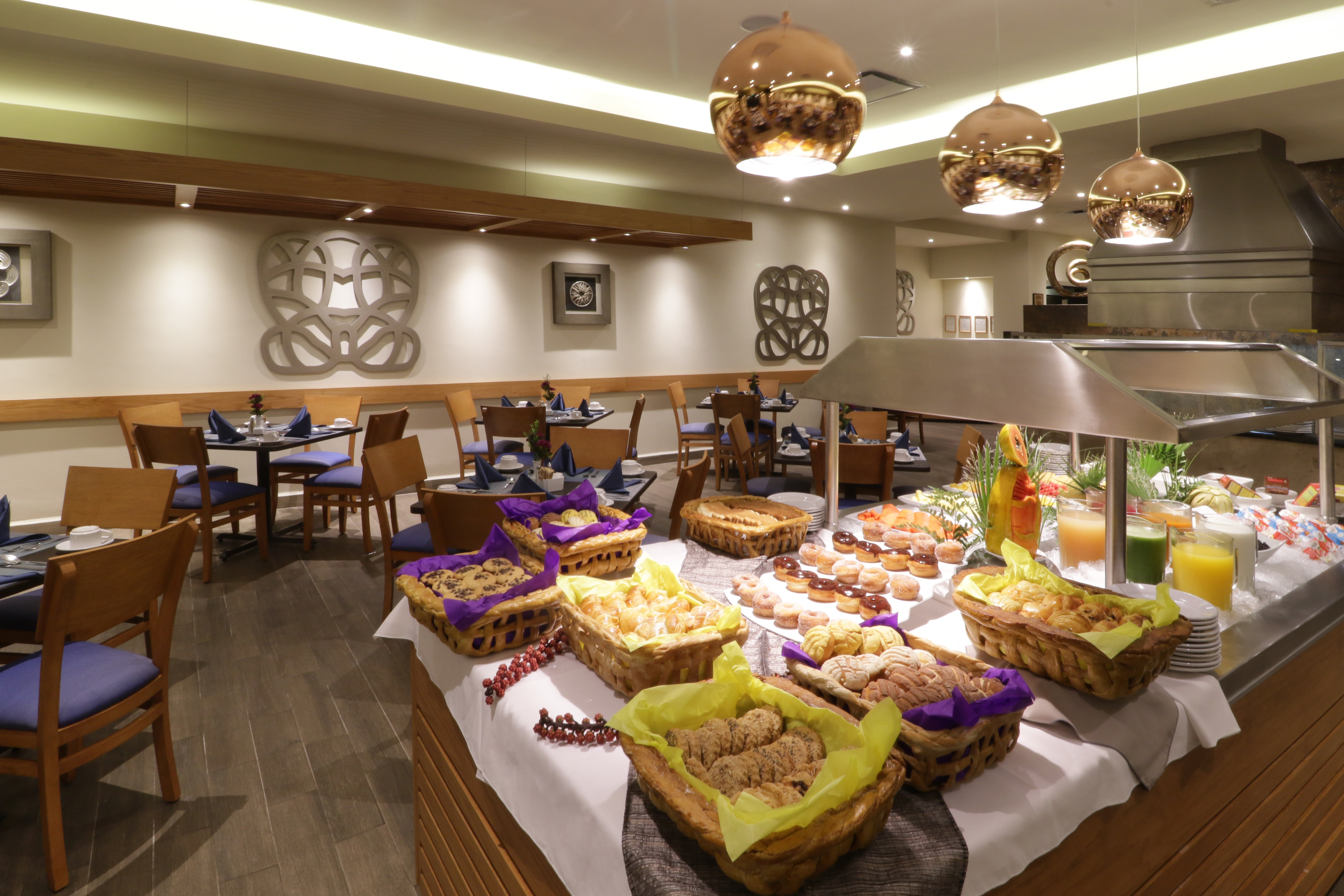 Holiday Inn Monterrey-Norte 32/48