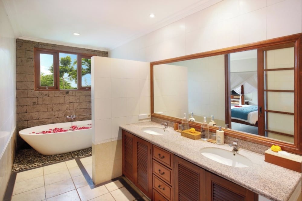 Kecapi Villa Seminyak by Ini Vie Hospitality 62/64