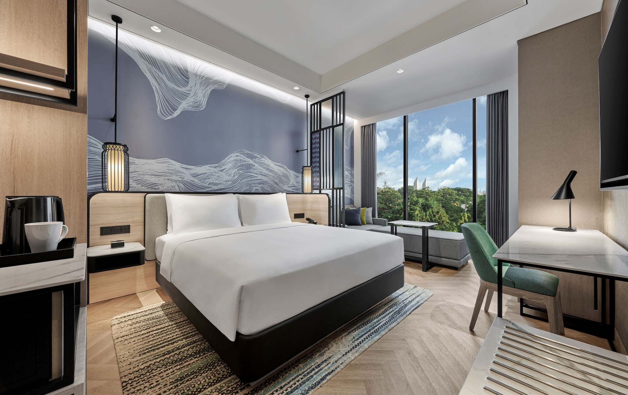 ROOM, KING BED, SOFA
