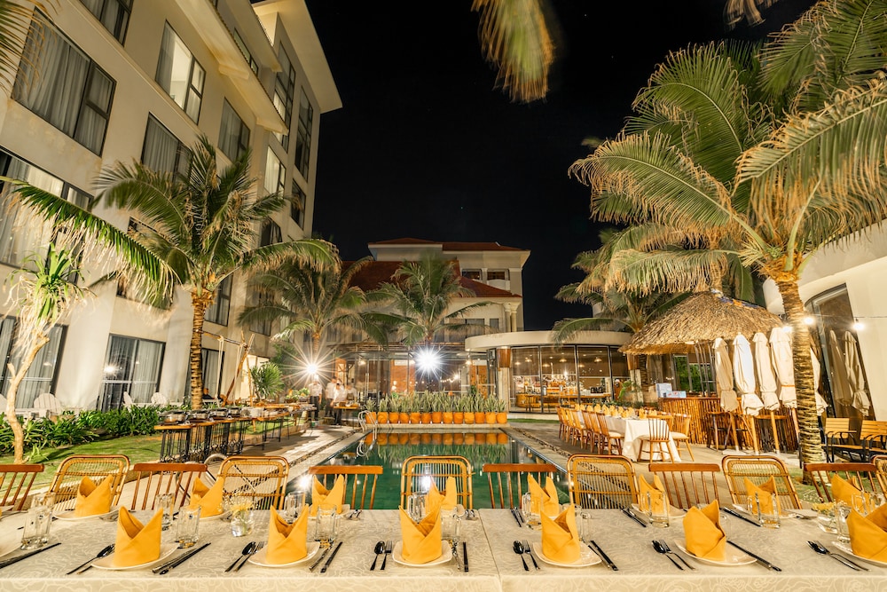 Sala Tuy Hoa Beach 3/50