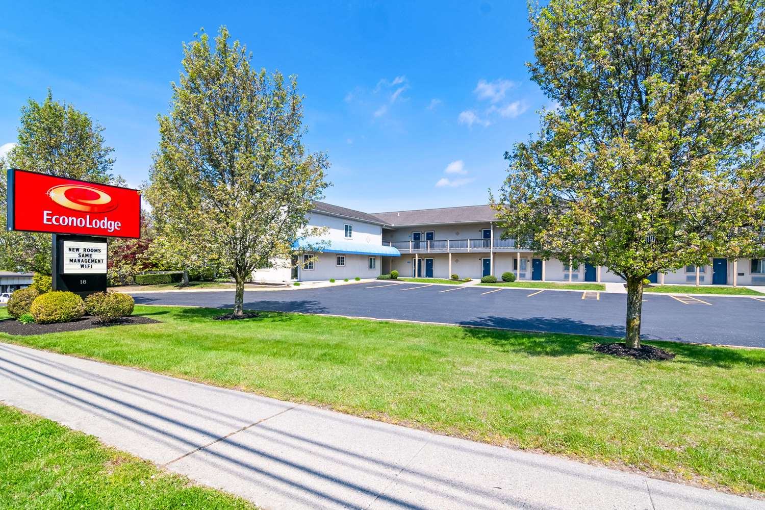 Econo Lodge Bethel CT 16/16