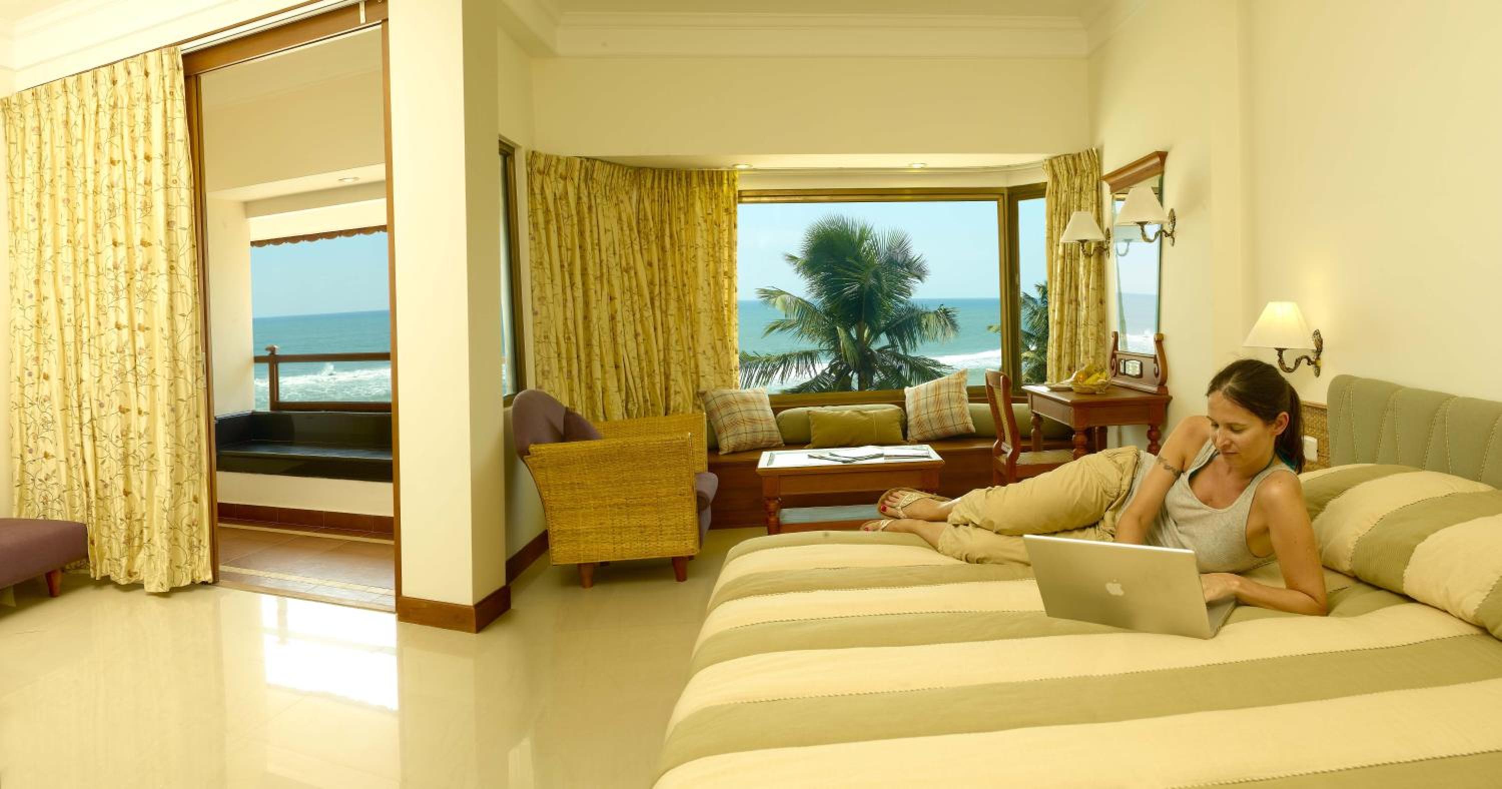 HINDUSTAN BEACH RETREAT 17/32