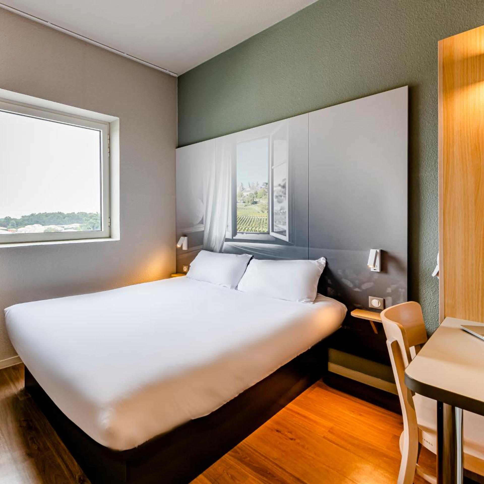 غرفة بسرير مزدوج، B&B HOTEL Bordeaux Est 2/10