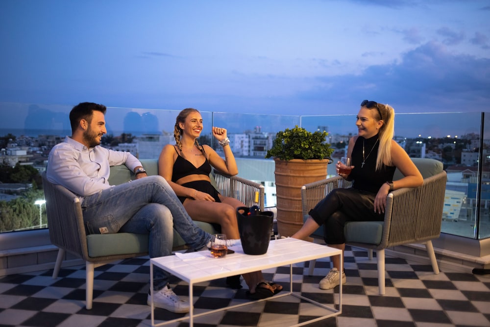 Liv Urban Larnaca 11/50
