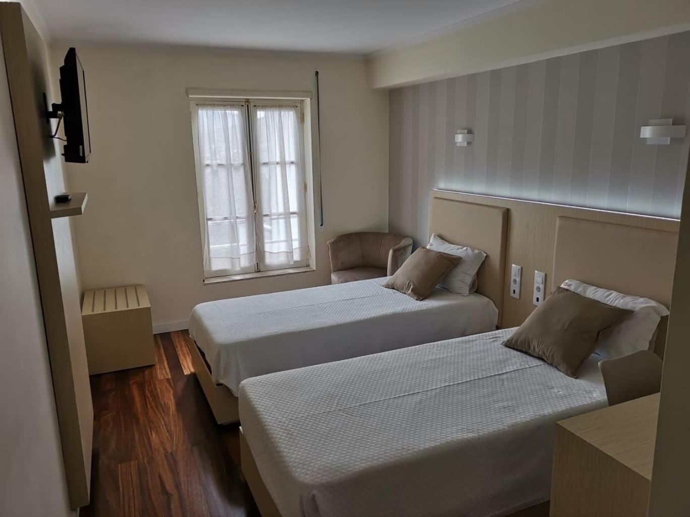 Hotel Residencial Dora 19/50
