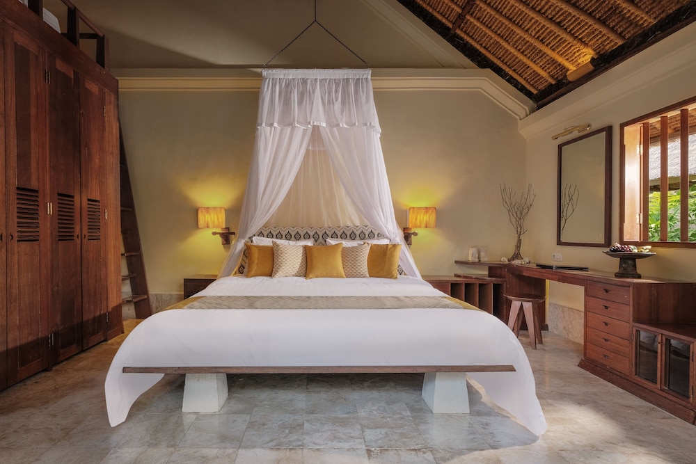 COURTYARD, VILLA, PRIVATE HOT SPRING BATH