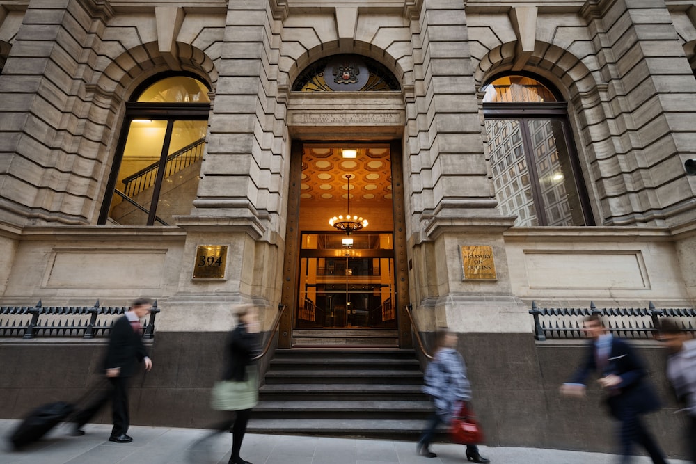 Treasury on Collins 39/74