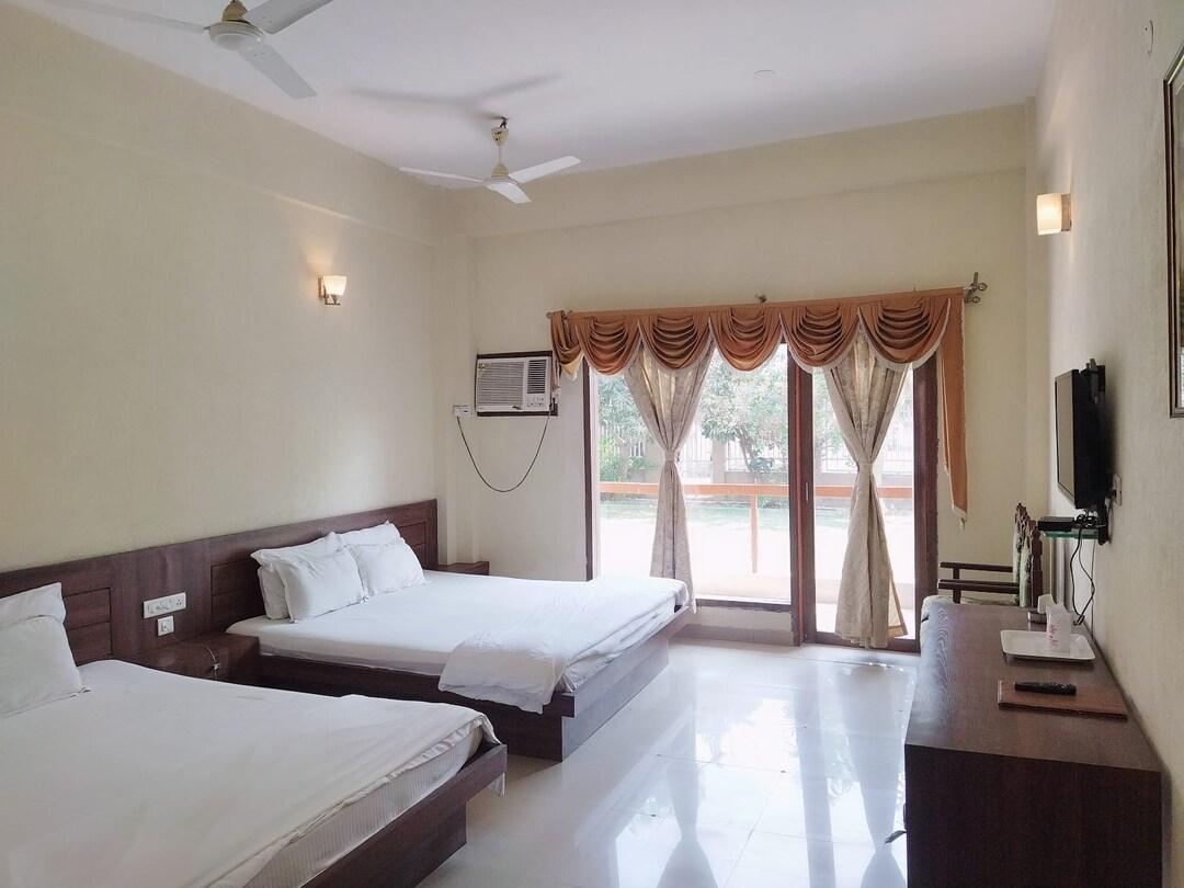 HOTEL KINGS CROWN MANDARMONI 22/37