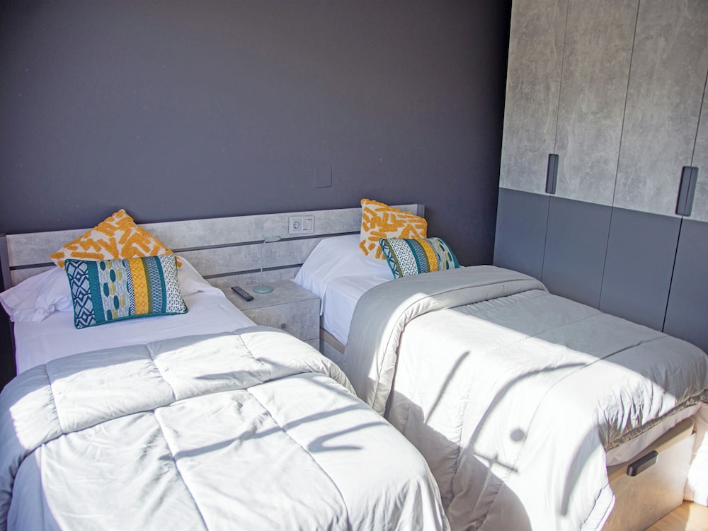 Apartamentos Santander Maliaño Suites 3000 17/50