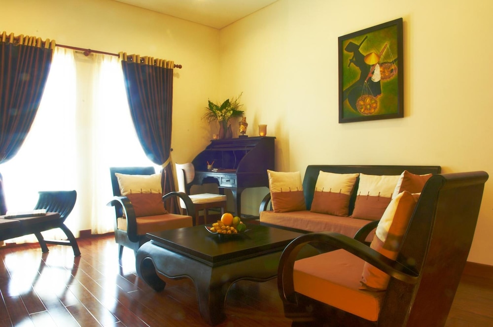 Nam Bo Boutique Hotel 43/68