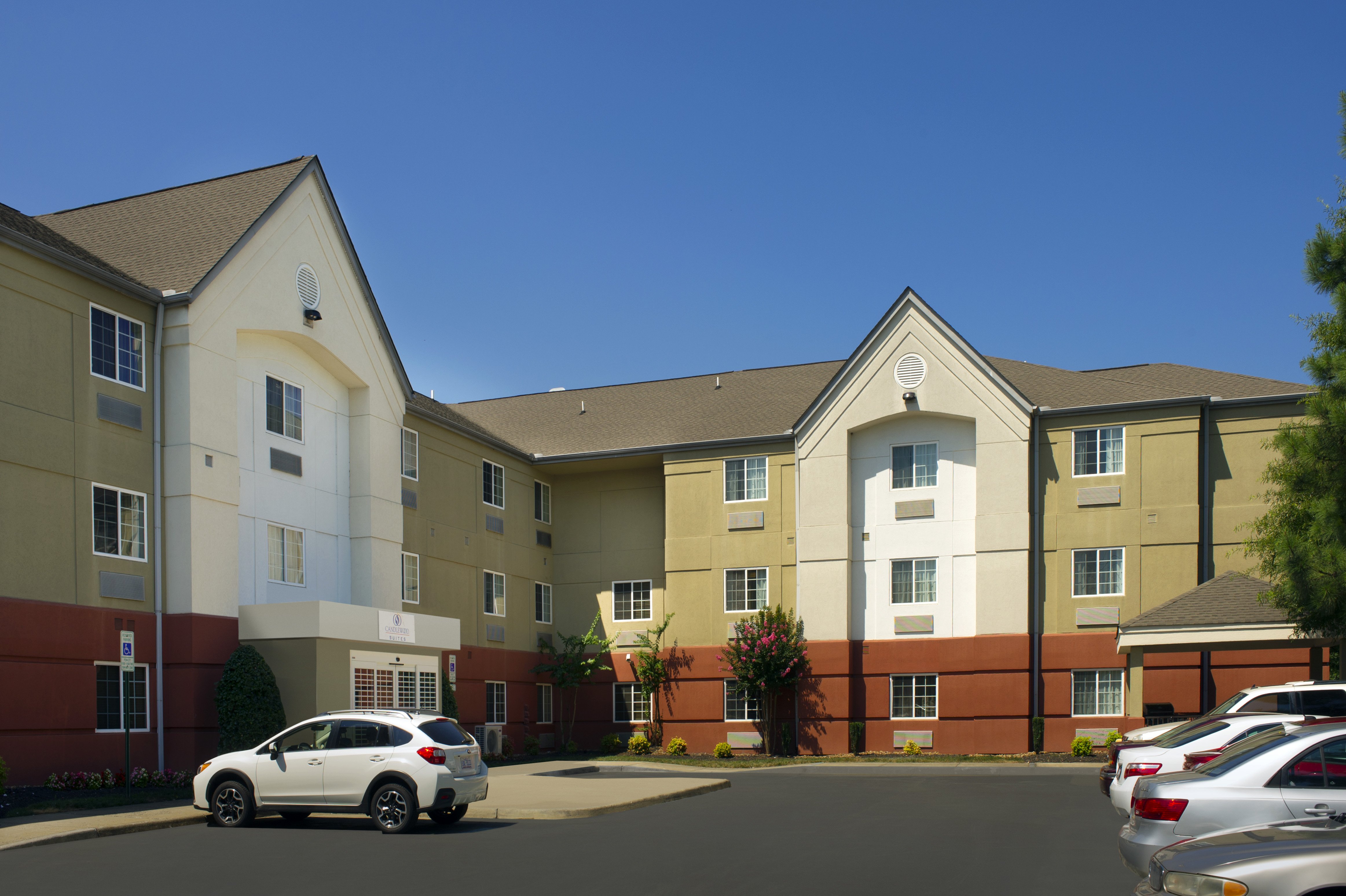 Candlewood Suites Richmond South 45/48