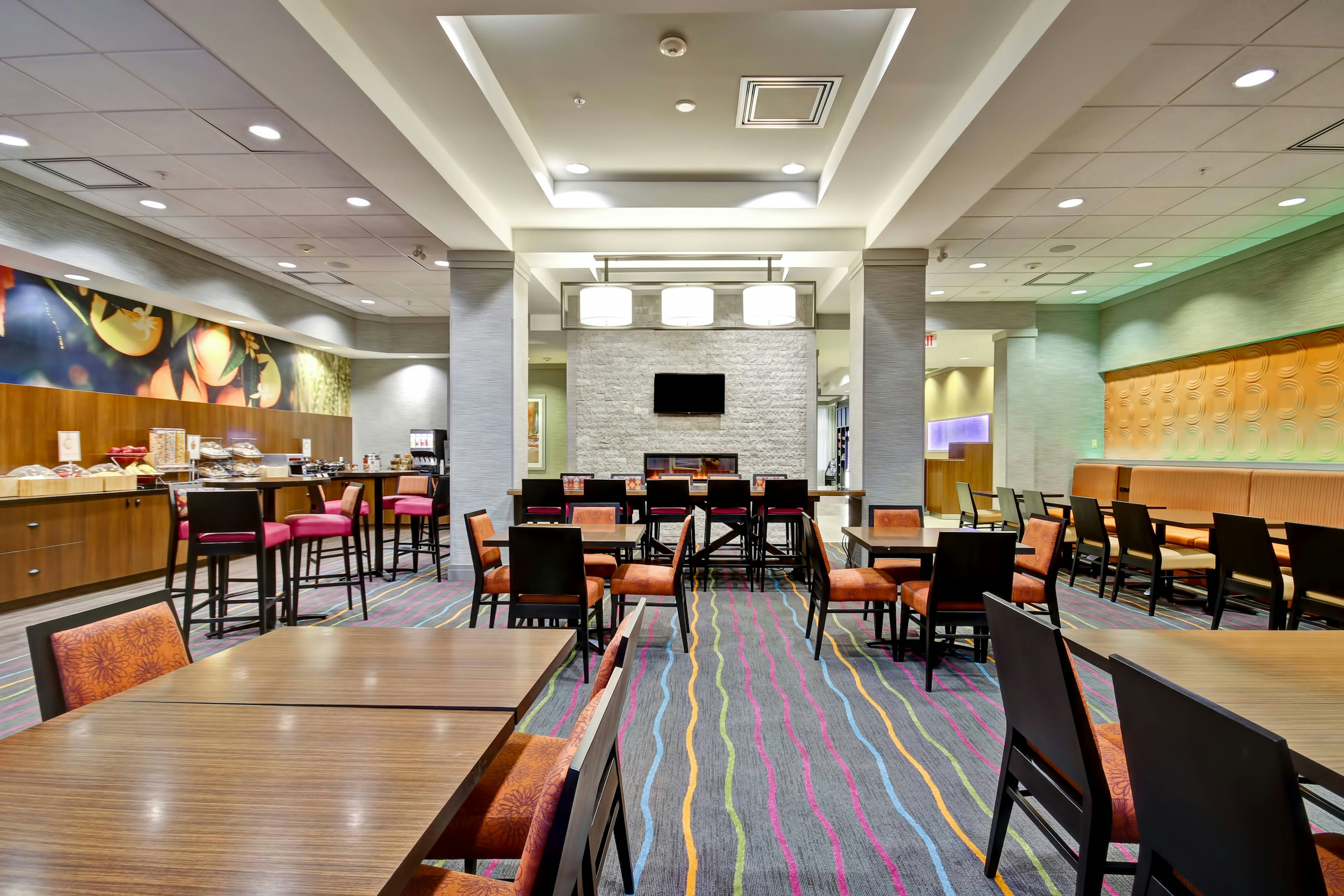 Fairfield Inn and Suites by Marriott Guelph 16/25